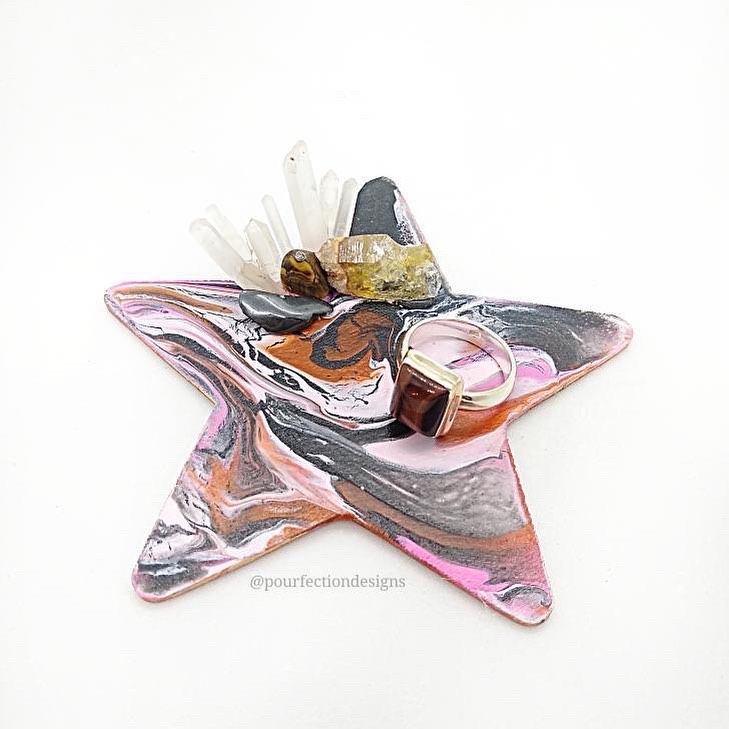 Wood Pour Painted Star Crystal Trinket Tray